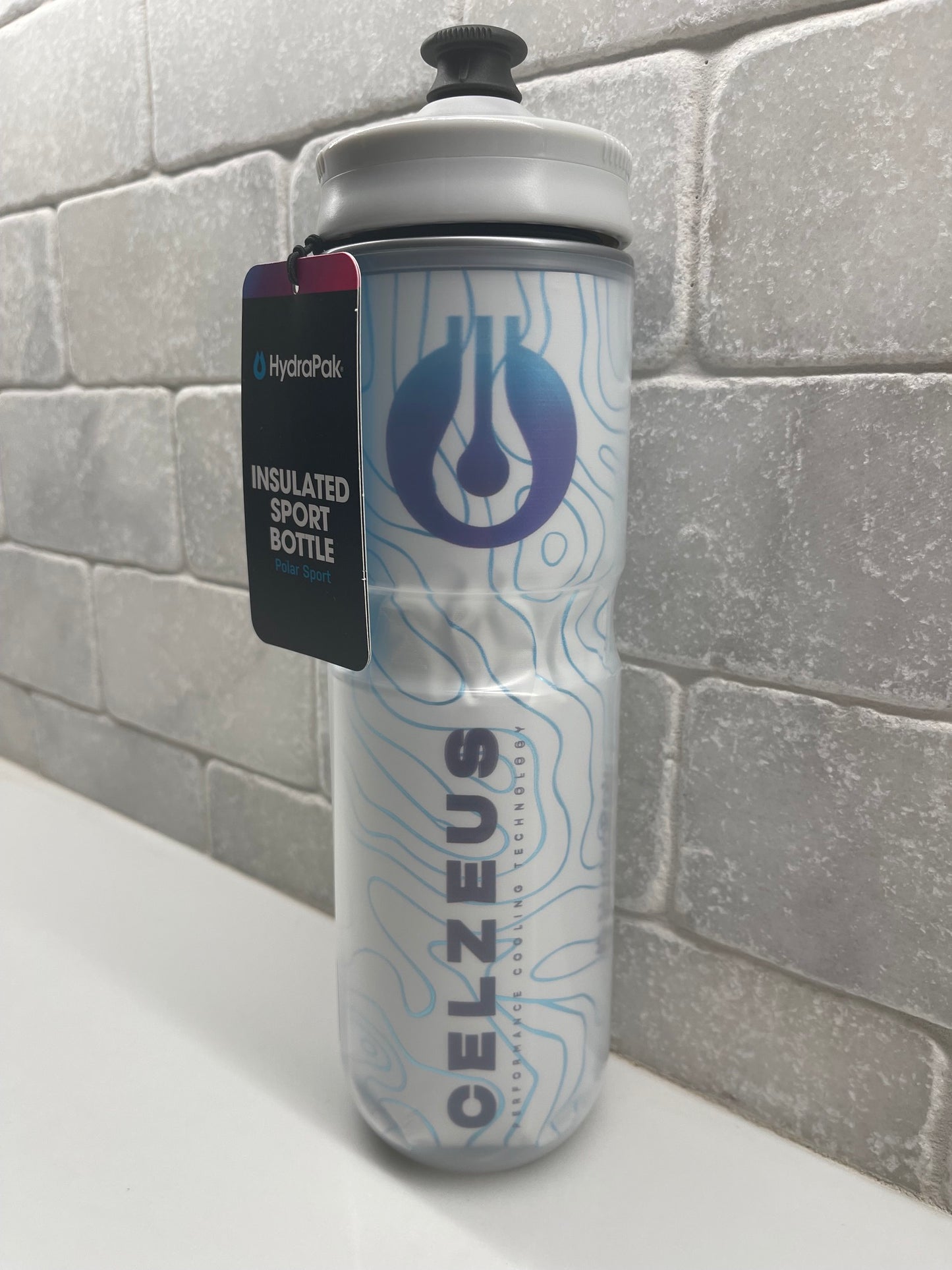 CELZEUS Polar Bottle — 24oz Insulated Water Bottle